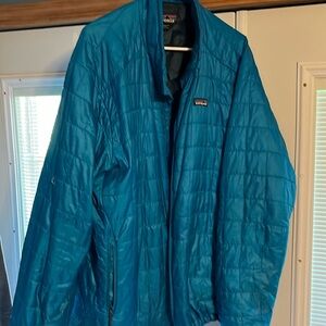 Patagonia lightweight jacket